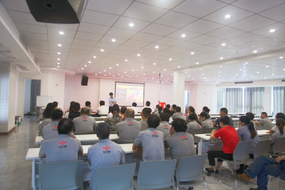 東方神鷹精益管理培訓(xùn)圓滿(mǎn)完成